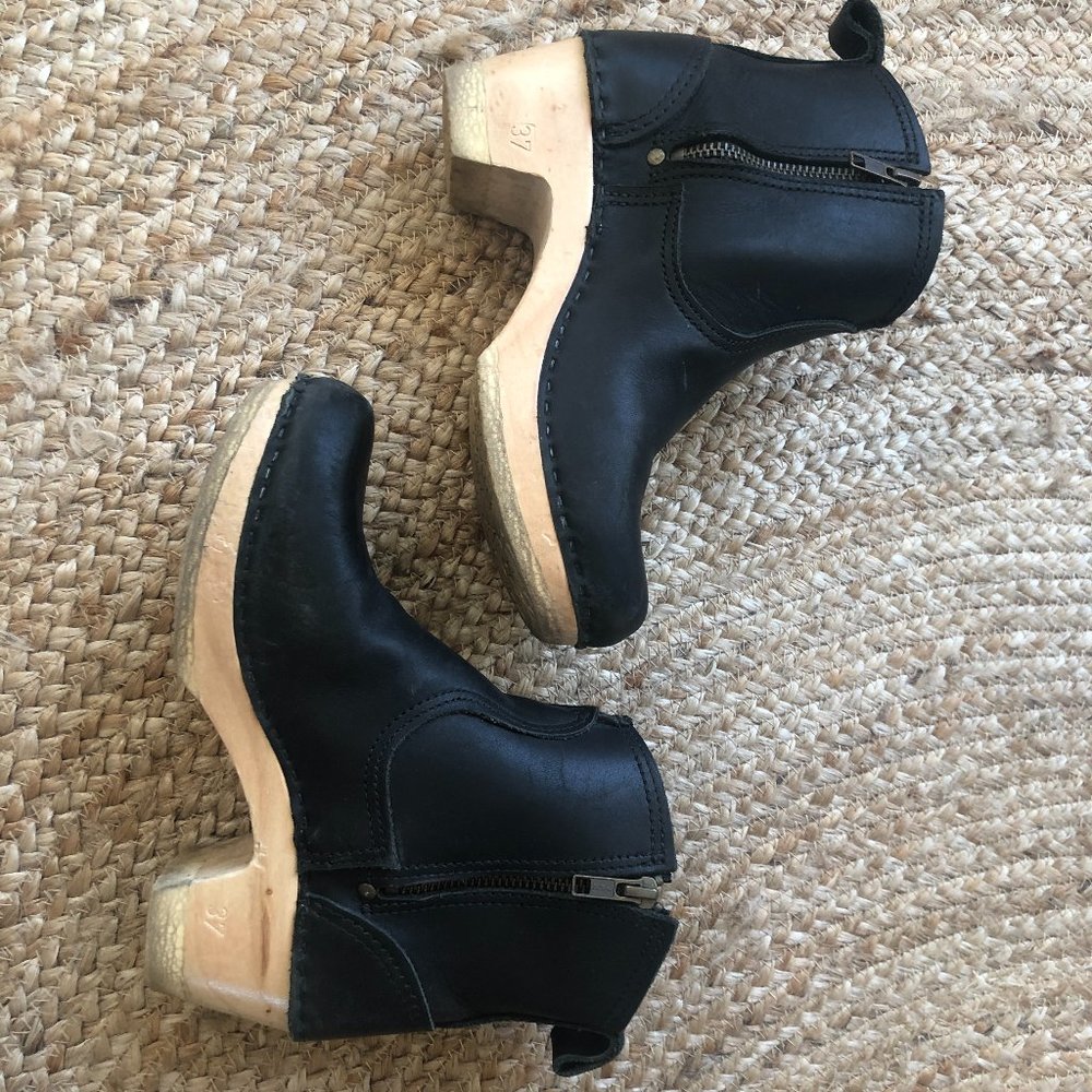 No 6 Clog Black Zip up Ankle Boot Size 37